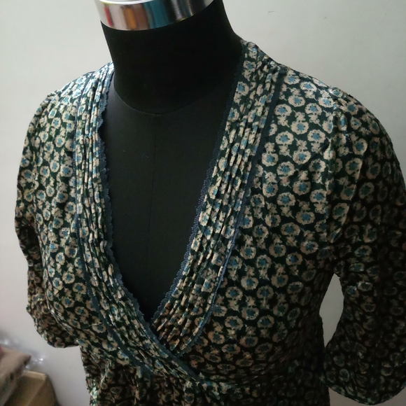 Branded velvet top - Picture 2 of 4